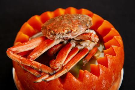 小螃蟹是吃瓜,小螃蟹的瓜田奇遇记