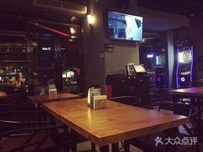 广州天河酒馆吃瓜,吃瓜群众的欢乐聚集地